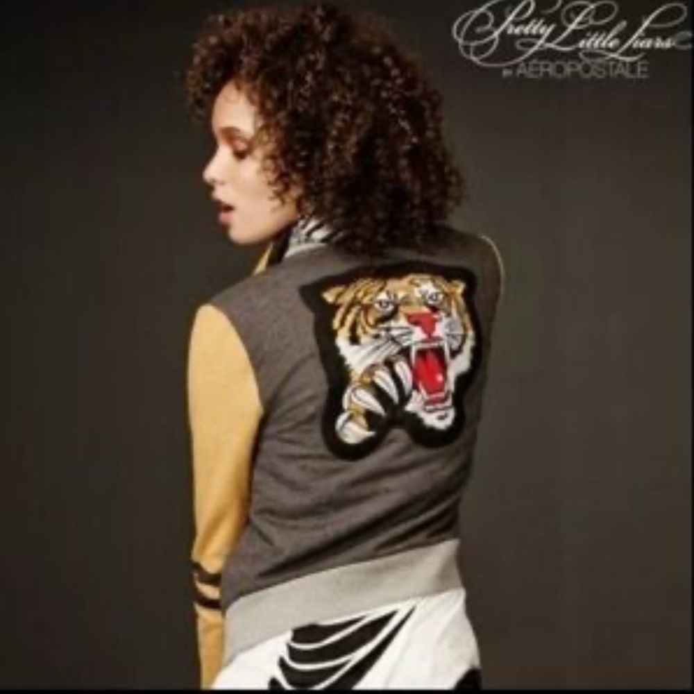 Aeropostale Pretty Little Liars Varsity Jacket Tiger size Juniors Medium